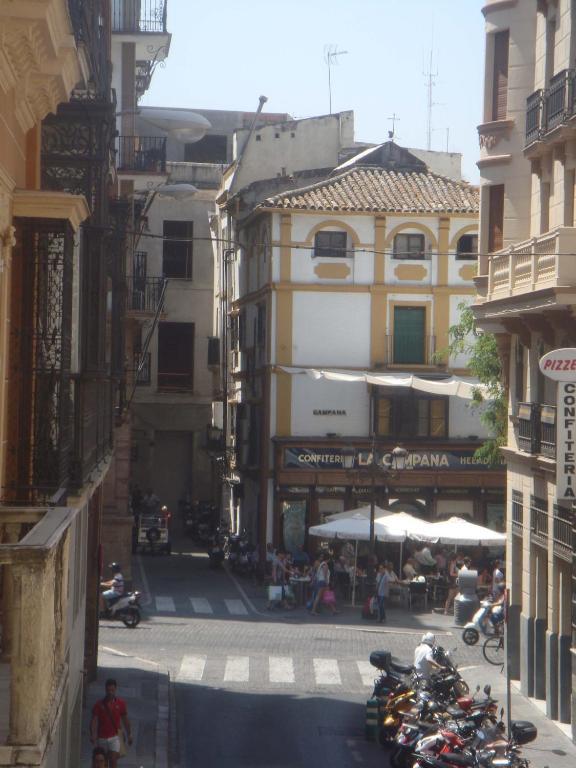 Hostal Union Campana Seville Ngoại thất bức ảnh