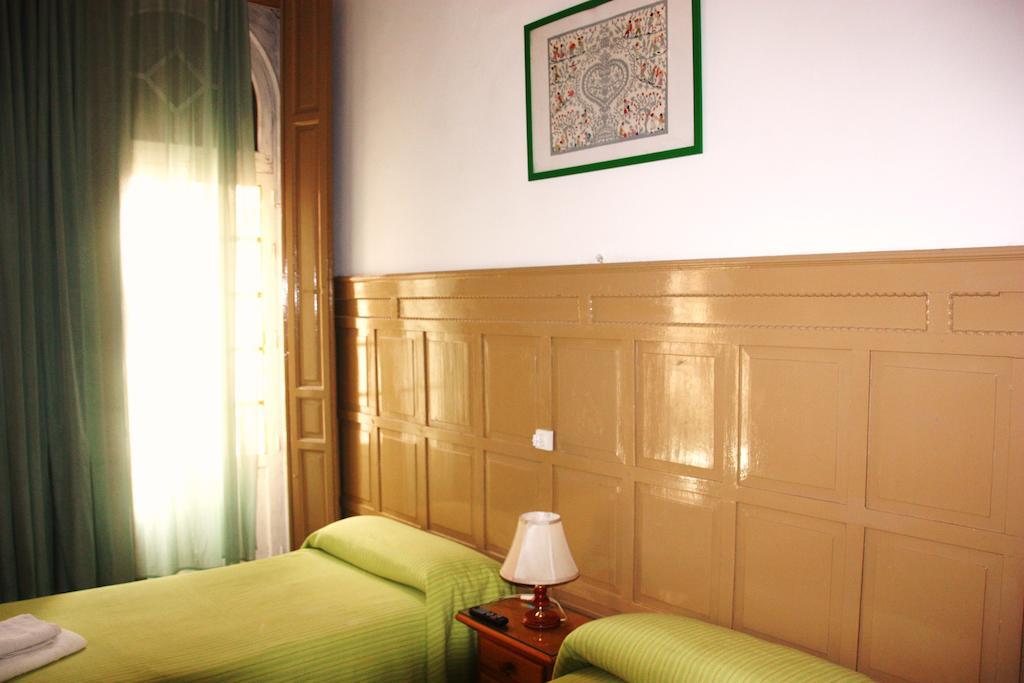 Hostal Union Campana Seville Ngoại thất bức ảnh