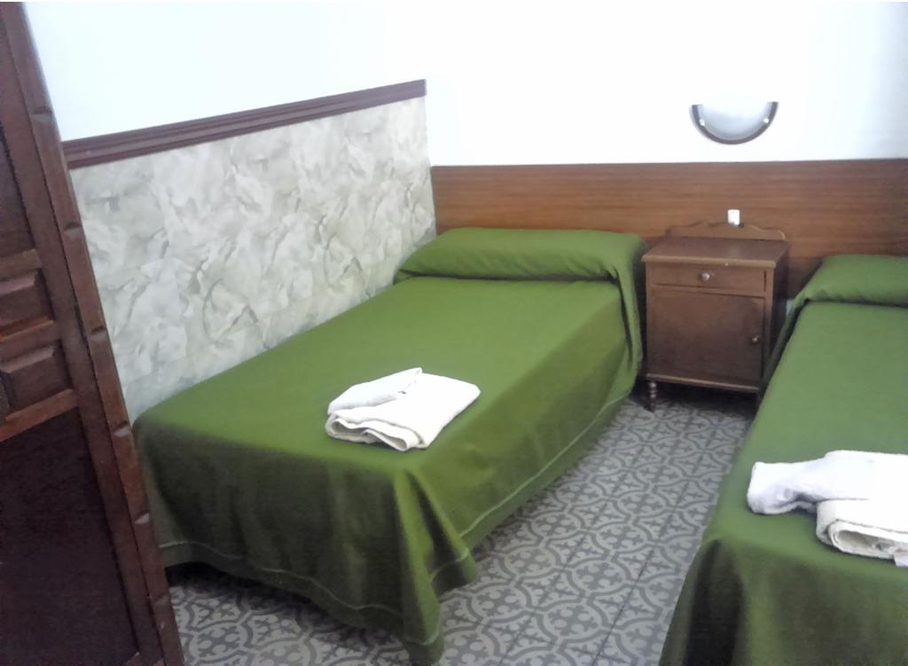 Hostal Union Campana Seville Phòng bức ảnh